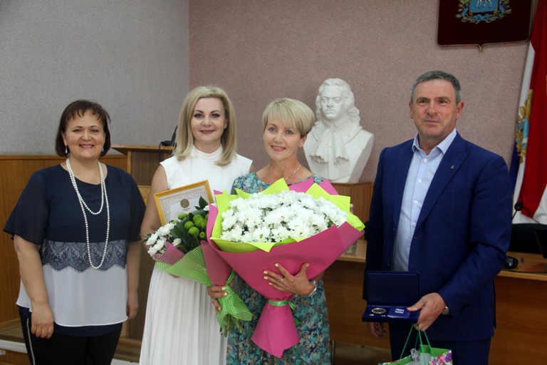 Медали