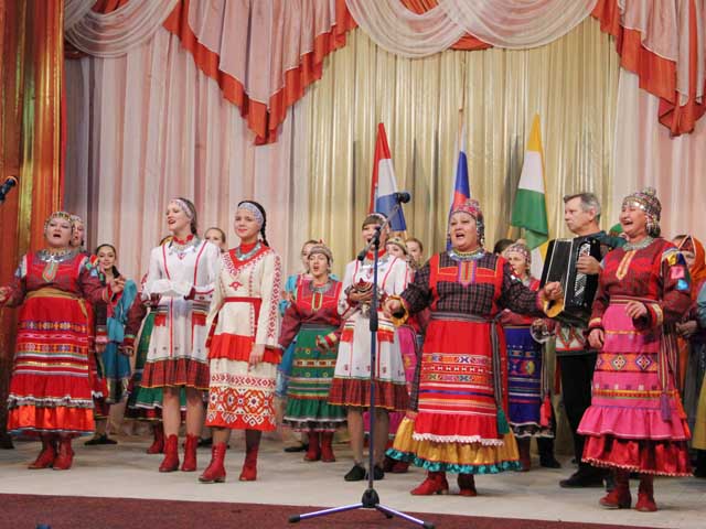 Выступление ансамбля мордовской песни "Карголей"