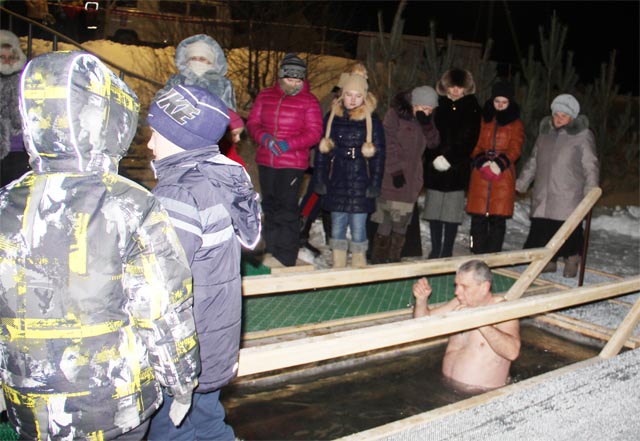 Купание в проруби