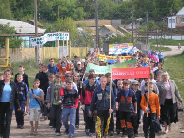  В сергиевске прошла акция по очистке водоемов