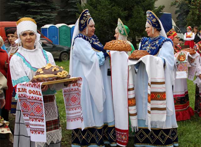 Сельскохозяйственная ярмарка в поселке Усть-Кинельский