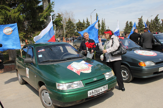 Колонна автопробега "В судьбе России - моя судьба"