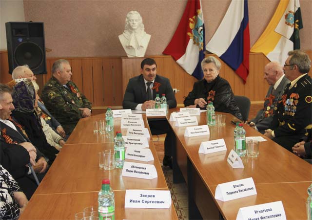Встреча А.Веселова с ветеранами