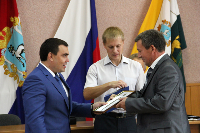 Торжественная церемония вручения Благодарственных писем