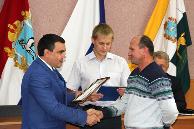 Торжественная церемония вручения Благодарственных писем