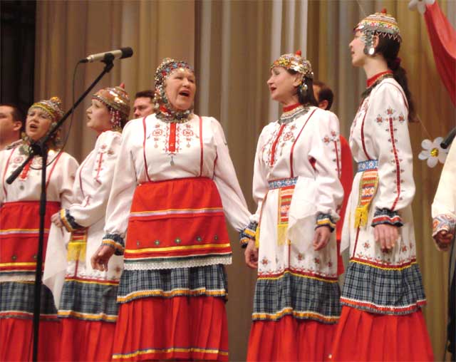Народный хор чувашской песни "Асамат"