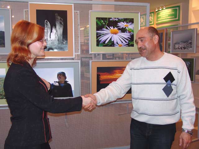 Фотохудожник С.Кутырев передает в дар свои работы